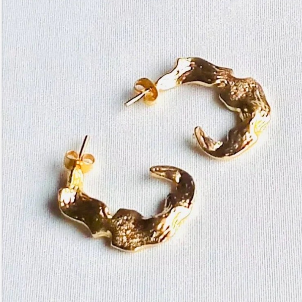Elegant Gold Textured Hoop Earrings by AMORFIRST